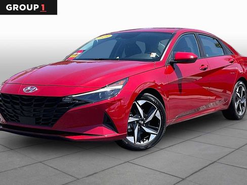 Used 2023 Hyundai Elantra SEL w/ Convenience Package FWD image 1