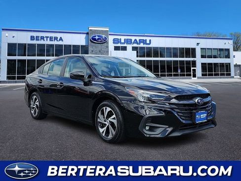 Used 2024 Subaru Legacy Premium AWD/4WD image 1