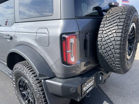 Used 2022 Ford Bronco Wildtrak image 33