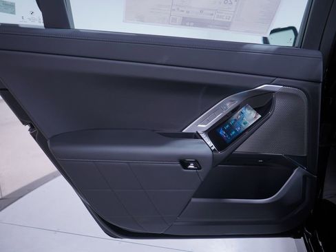 New 2026 BMW 740i w/ Premium Package image 16