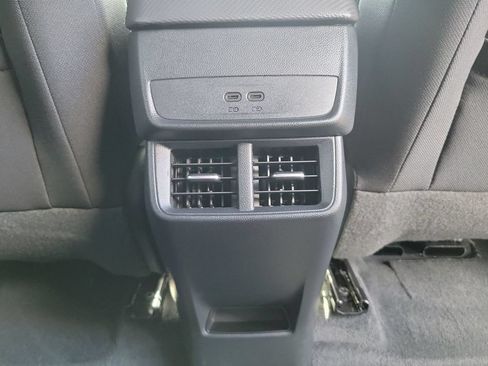 Certified 2026 Chevrolet Equinox LT FWD image 21