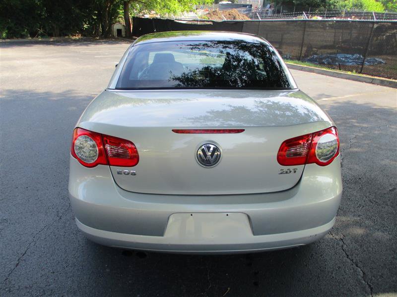 Used 2009 Volkswagen Eos Komfort FWD image 18