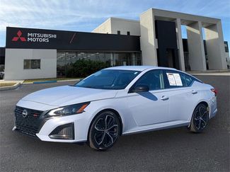 Used 2024 Nissan Altima 2.5 SR video 1