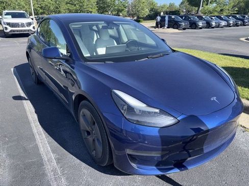 Used 2022 Tesla Model 3 Long Range image 1