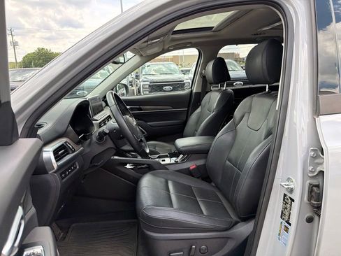 Used 2022 Kia Telluride EX w/ EX Premium Package AWD/4WD image 10