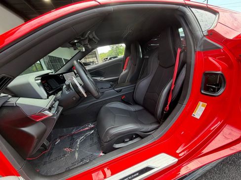 Used 2023 Chevrolet Corvette Z06 RWD image 35