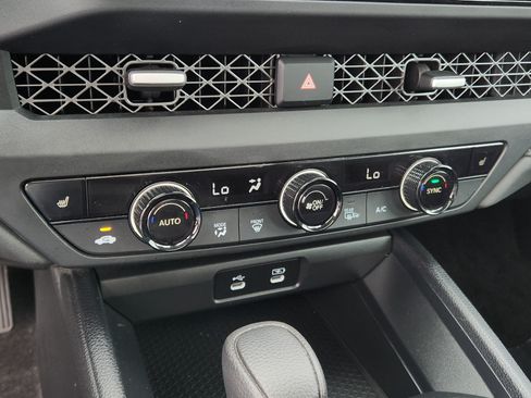 Certified 2023 Honda Accord EX image 20