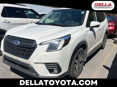 Used 2022 Subaru Forester Limited AWD/4WD image 1