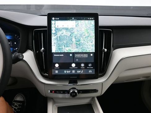 New 2026 Volvo XC60 B5 Ultra w/ Protection Package Premier AWD/4WD image 14