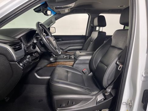 Used 2019 Chevrolet Tahoe LT w/ Max Trailering Package AWD/4WD image 12