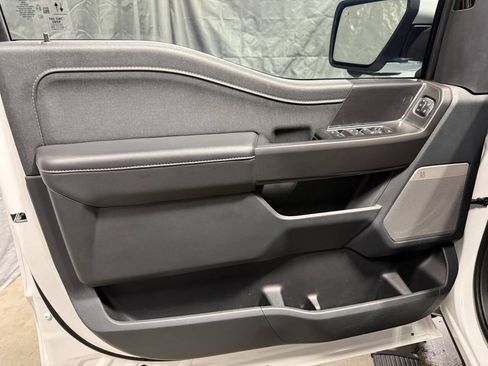 Used 2025 Ford F150 Lariat AWD/4WD image 20
