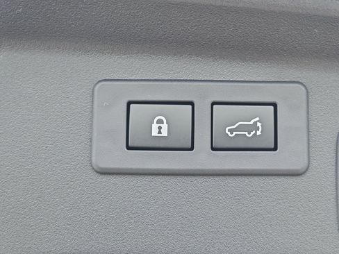 New 2026 Subaru Outback Limited AWD/4WD image 13