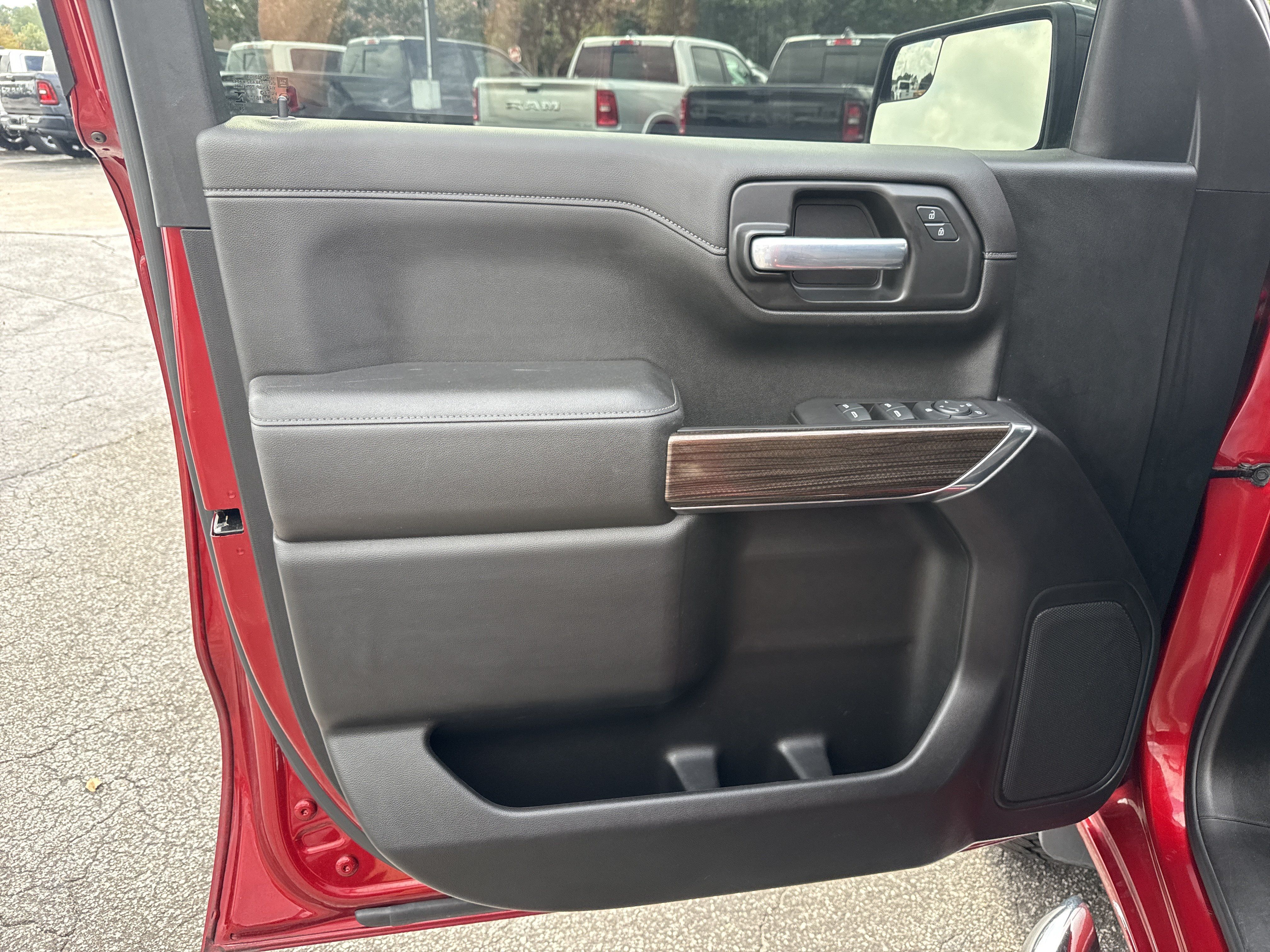 Used 2021 Chevrolet Silverado 1500 RST AWD/4WD image 13