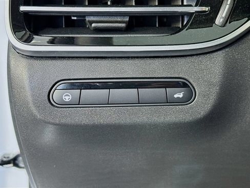 Certified 2026 INFINITI QX60 Luxe w/ Cargo Package FWD image 10
