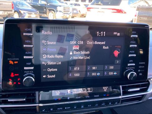 Used 2024 Toyota Sienna XSE image 31