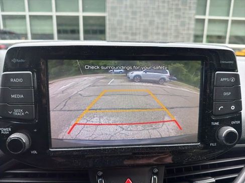 Used 2018 Hyundai Elantra GT FWD image 23