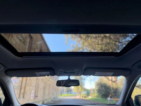 Used 2016 Toyota Highlander XLE image 21