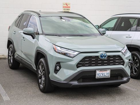 Certified 2023 Toyota RAV4 XLE Premium AWD/4WD image 3