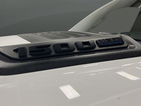 Used 2023 RAM 1500 Laramie AWD/4WD image 42