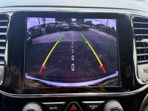 Used 2020 Jeep Grand Cherokee Altitude RWD image 18