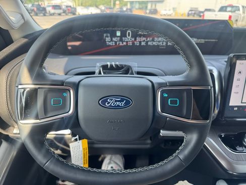 New 2026 Ford Expedition Max Platinum AWD/4WD image 24