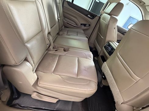 Used 2020 GMC Yukon XL SLT w/ Open Road Package AWD/4WD image 24