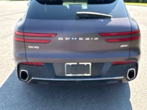 Used 2023 Genesis GV70 2.5T w/ Advanced Package AWD/4WD image 12