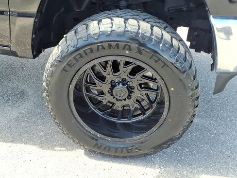 Used 2019 RAM 1500 Big Horn AWD/4WD image 9