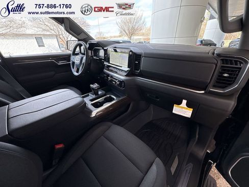 New 2026 GMC Sierra 1500 Elevation image 29