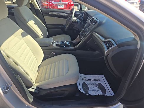 Used 2018 Ford Fusion S image 24