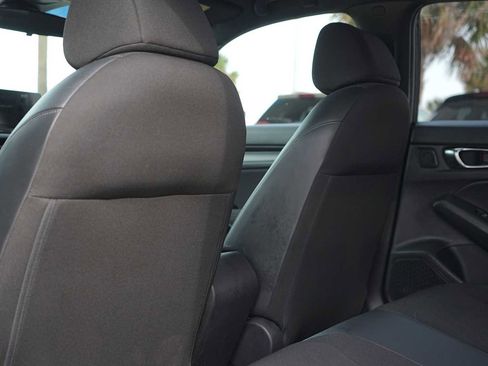 Used 2022 Honda Civic Sport image 13
