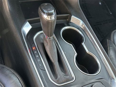 Used 2020 Chevrolet Traverse LT w/ LT Premium Package image 15