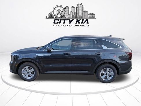 New 2026 Kia Sorento LX FWD image 3