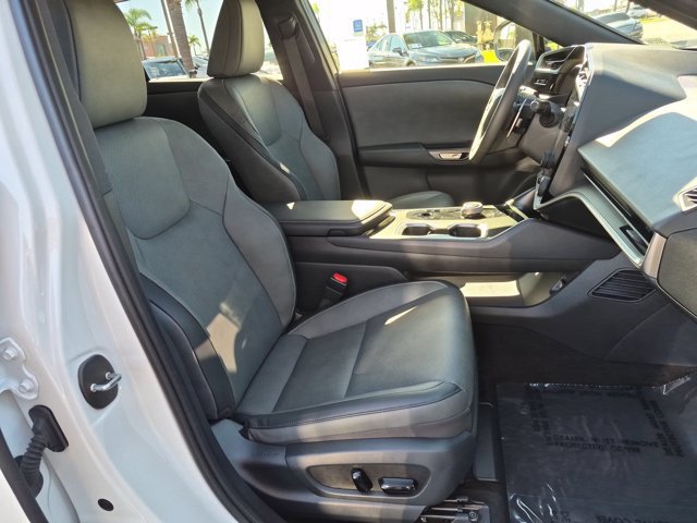 Used 2025 Lexus RZ 300e FWD image 34