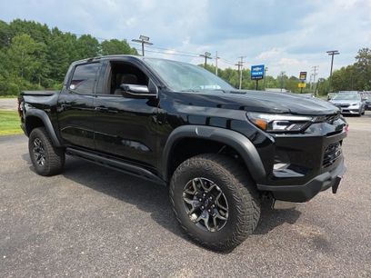 Used 2025 Chevrolet Colorado ZR2