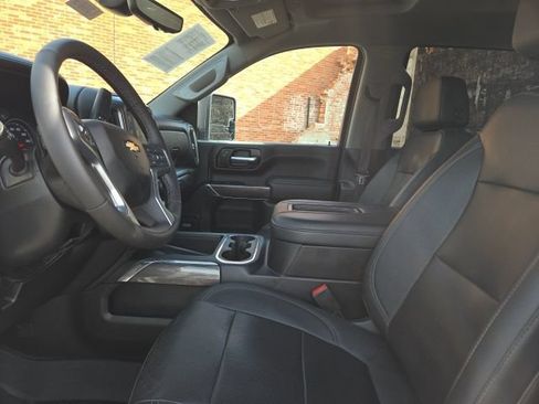 Used 2022 Chevrolet Silverado 3500 LTZ w/ LTZ Texas Edition AWD/4WD image 7