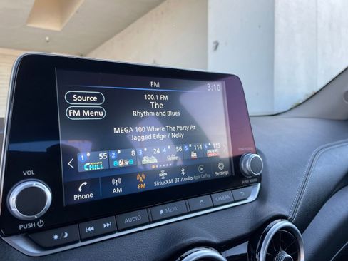 Used 2025 Nissan Sentra SV FWD image 20