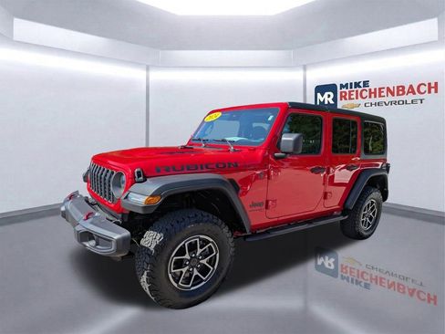 Used 2024 Jeep Wrangler Unlimited Rubicon AWD/4WD image 8