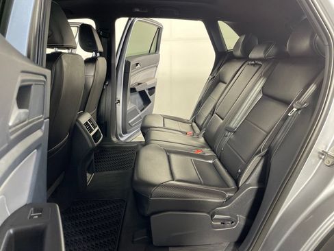 Used 2022 Volkswagen Atlas Cross Sport SE AWD/4WD image 19