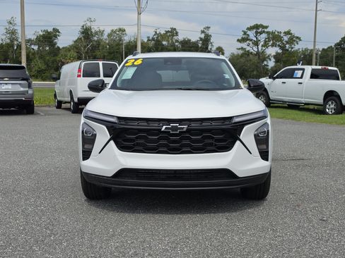 New 2026 Chevrolet Trax LT w/ Sunroof Package FWD image 12