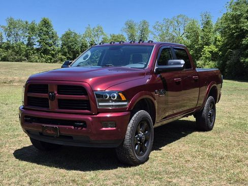Used 2017 RAM 2500 Lone Star w/ Sport Appearance Group AWD/4WD image 2