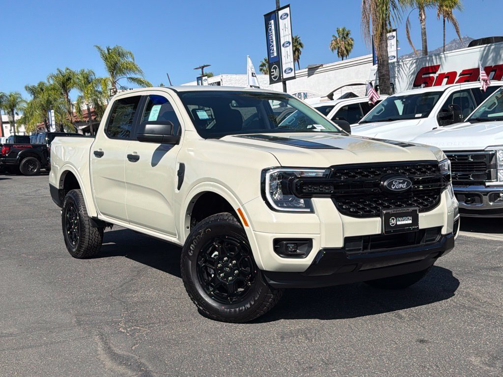 New 2026 Ford Ranger XLT w/ Black Appearance Package RWD image 3