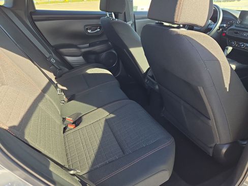 Certified 2025 Honda HR-V Sport image 29