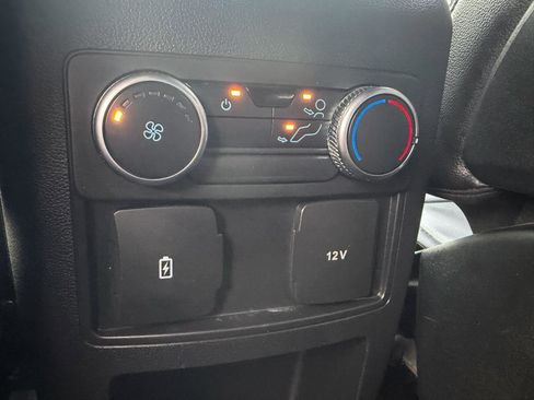 Used 2020 Ford Explorer XLT w/ Equipment Group 202A image 45