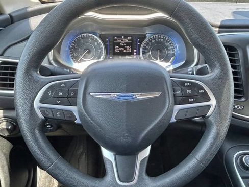 Used 2015 Chrysler 200 Limited FWD image 20