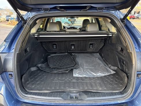 Used 2022 Subaru Outback Limited XT image 24