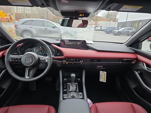 New 2026 MAZDA MAZDA3 Hatchback w/Premium Plus Pkg AWD/4WD image 18