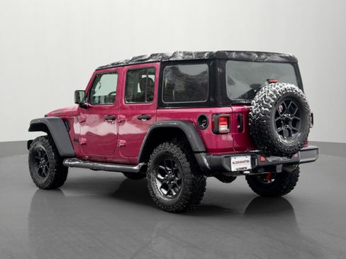 Used 2024 Jeep Wrangler Willys image 5