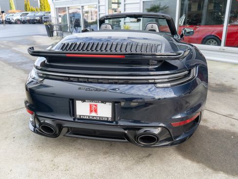 Used 2022 Porsche 911 Turbo S image 7