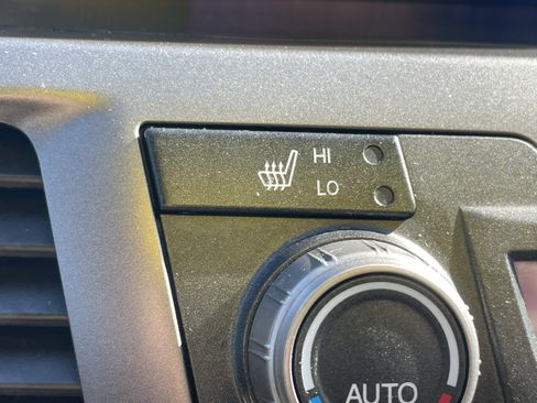 Used 2012 Honda Odyssey EX-L image 22